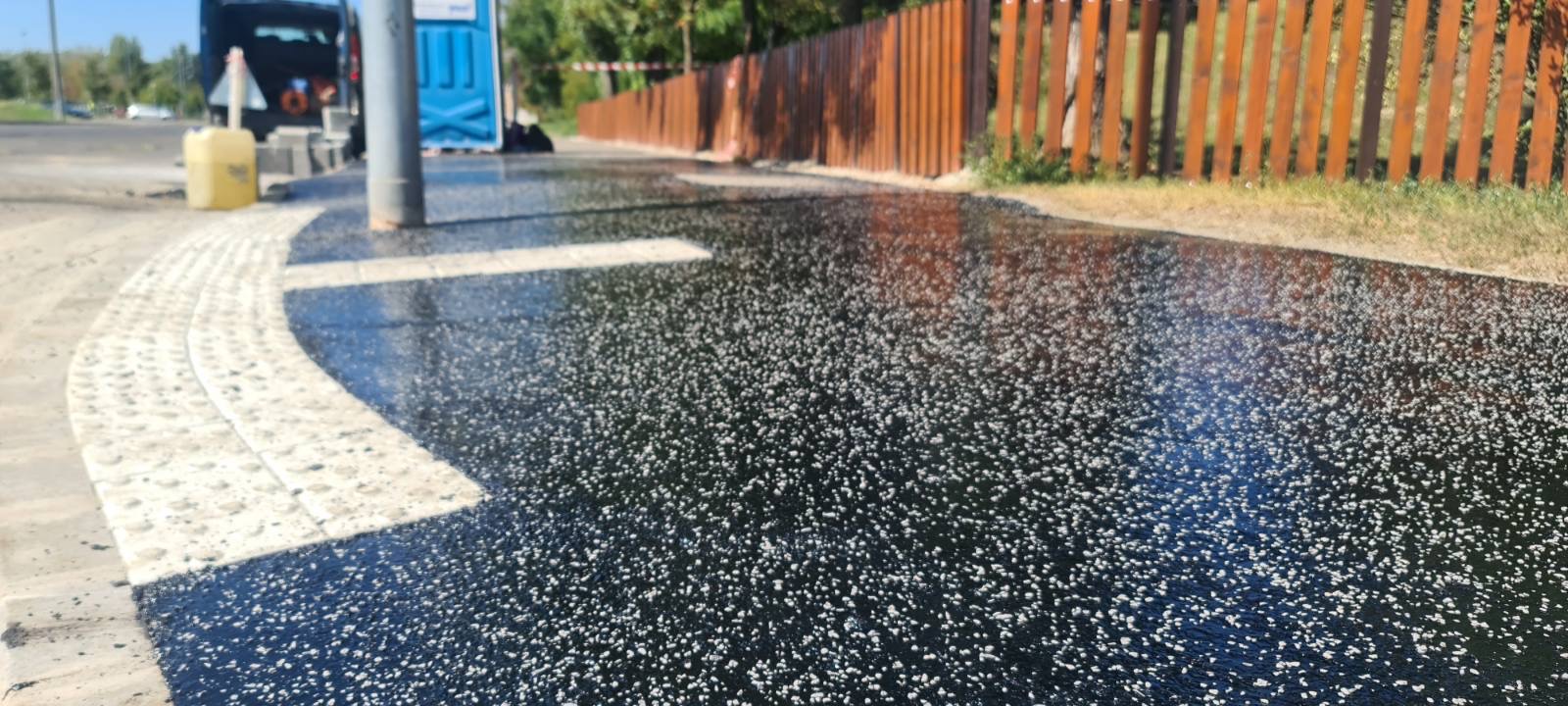 Öntött aszfaltburkolat készítése - UZ-Trans